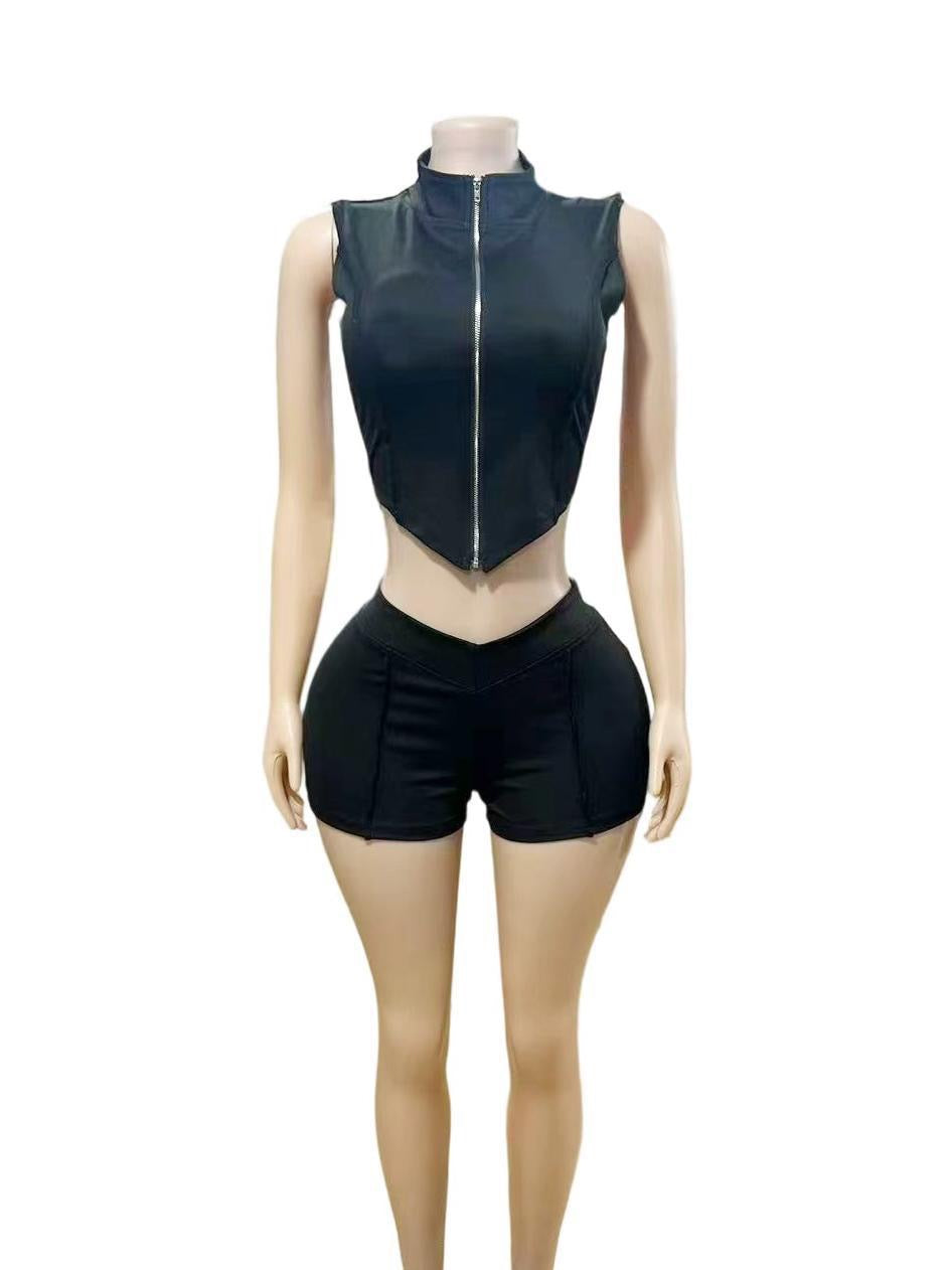 Solid-color tight tank top and short pants set