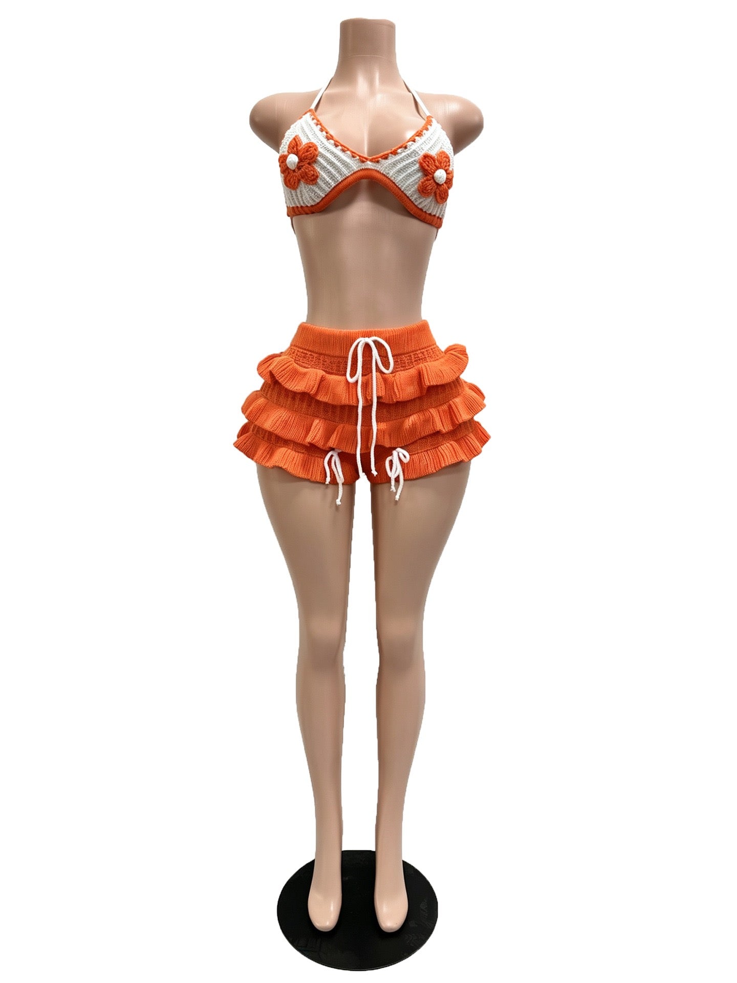Women's Knitted Crochet 2 Piece Sets Sexy 3D Flower Decorate Bikini Tops and Ruffles Shorts Matching Beach
Vacation Outfits