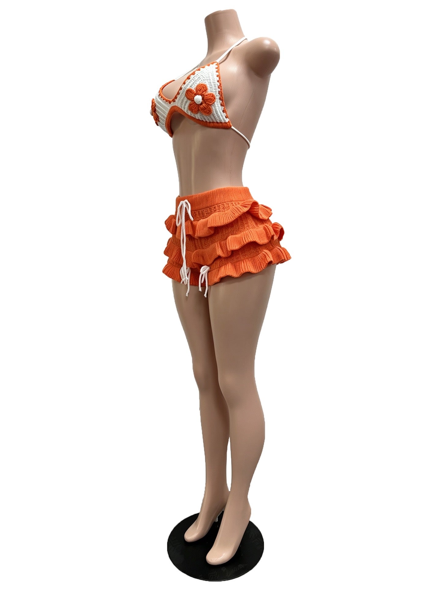 Women's Knitted Crochet 2 Piece Sets Sexy 3D Flower Decorate Bikini Tops and Ruffles Shorts Matching Beach
Vacation Outfits