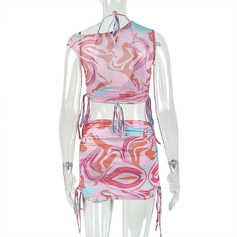 Printed fashionable vacation travel dress set - sweet V-neck top and short two-piece set - trendy
