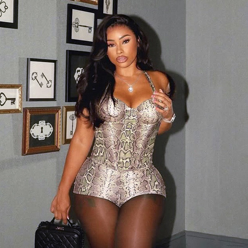Sexy Serpentine Printed 2 Piece Sets Woman Halter Low-Neck Backless Sleeveless Vest and Shorts Midnight Hottie