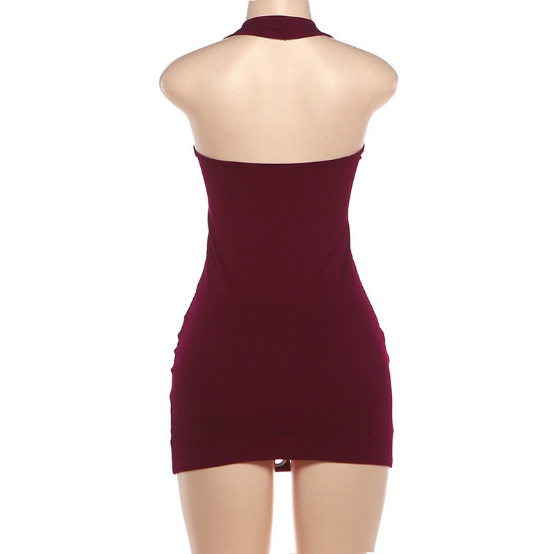 Metal Ring Hollow Decoration Dress Woman Halter Low-Neck Backless Skinny Peach Hip Midnight Sexy Fashion Mini
Bodycon Dress