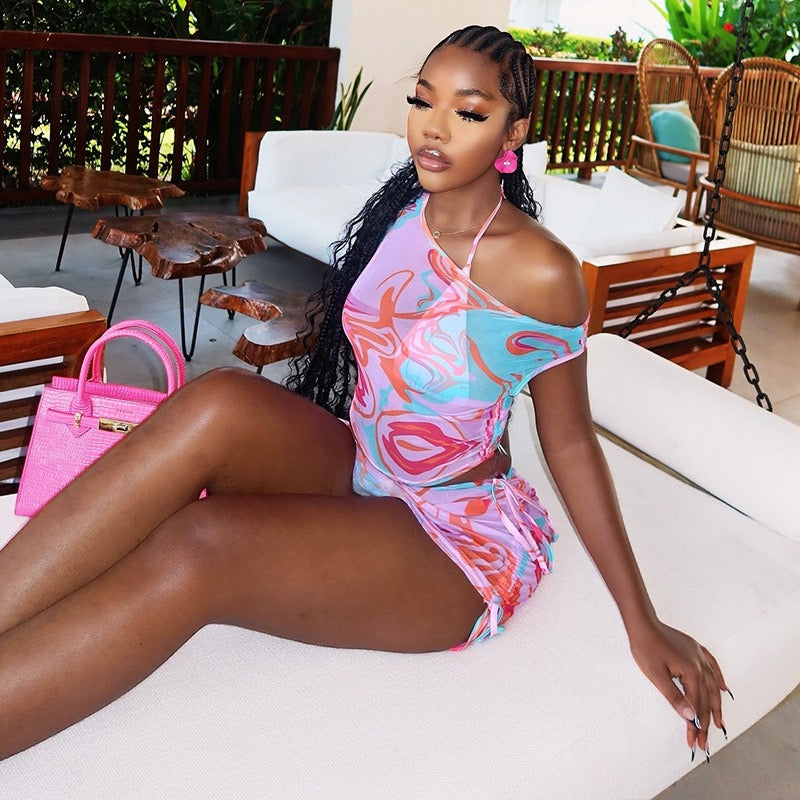 Printed fashionable vacation travel dress set - sweet V-neck top and short two-piece set - trendy